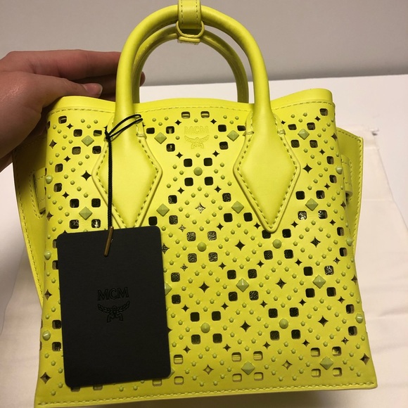 MCM Mini Neo Millia perforated yellow handbag - Picture 2 of 10